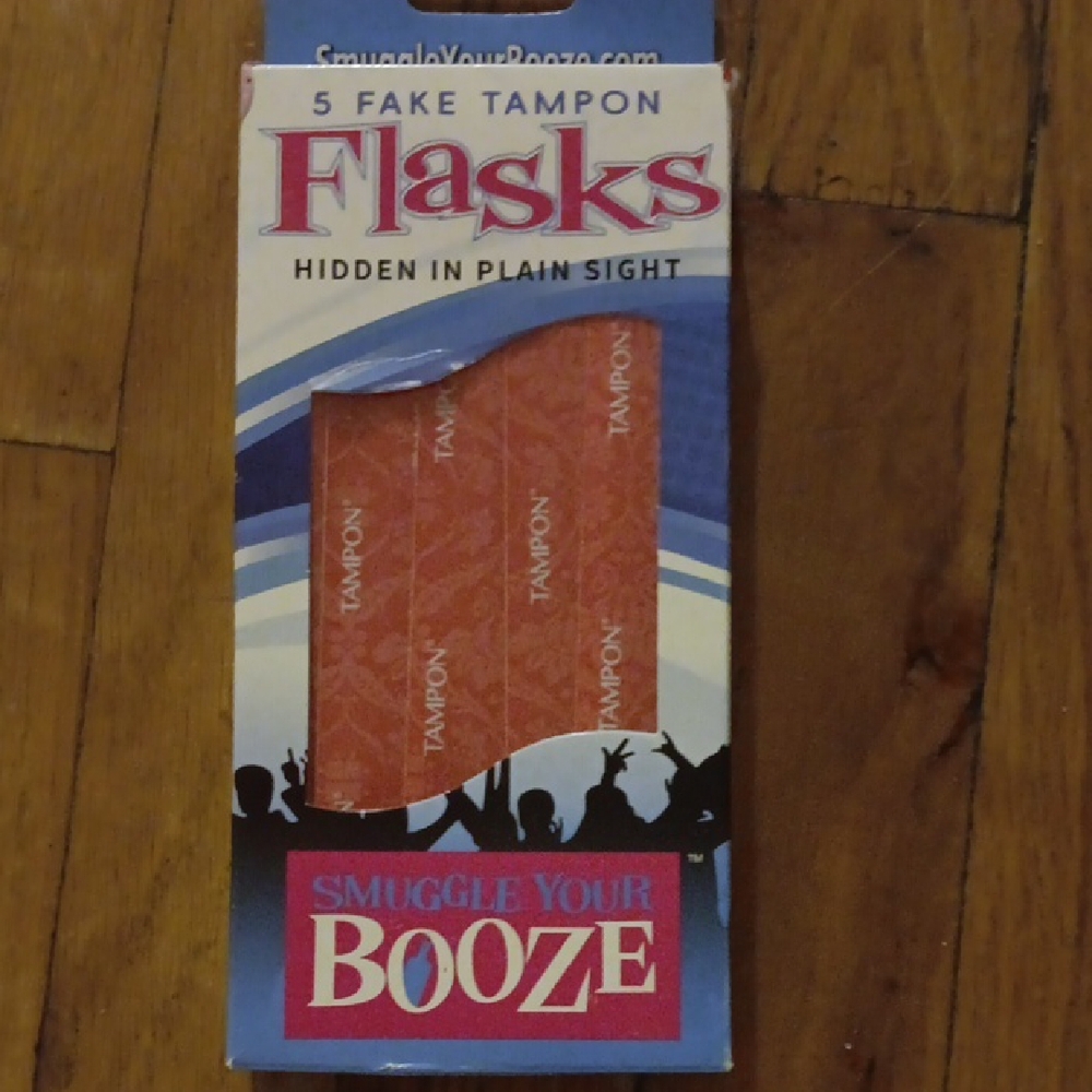 Smuggle Your Booze Tampon Flasks Perfect Gag Gift NWT